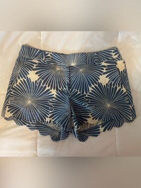 J Crew Blue Floral Scallop Hem Women's Shorts
